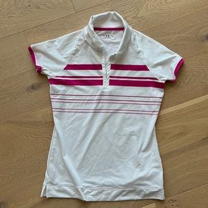 NWOT Under Armour Top (S/M)